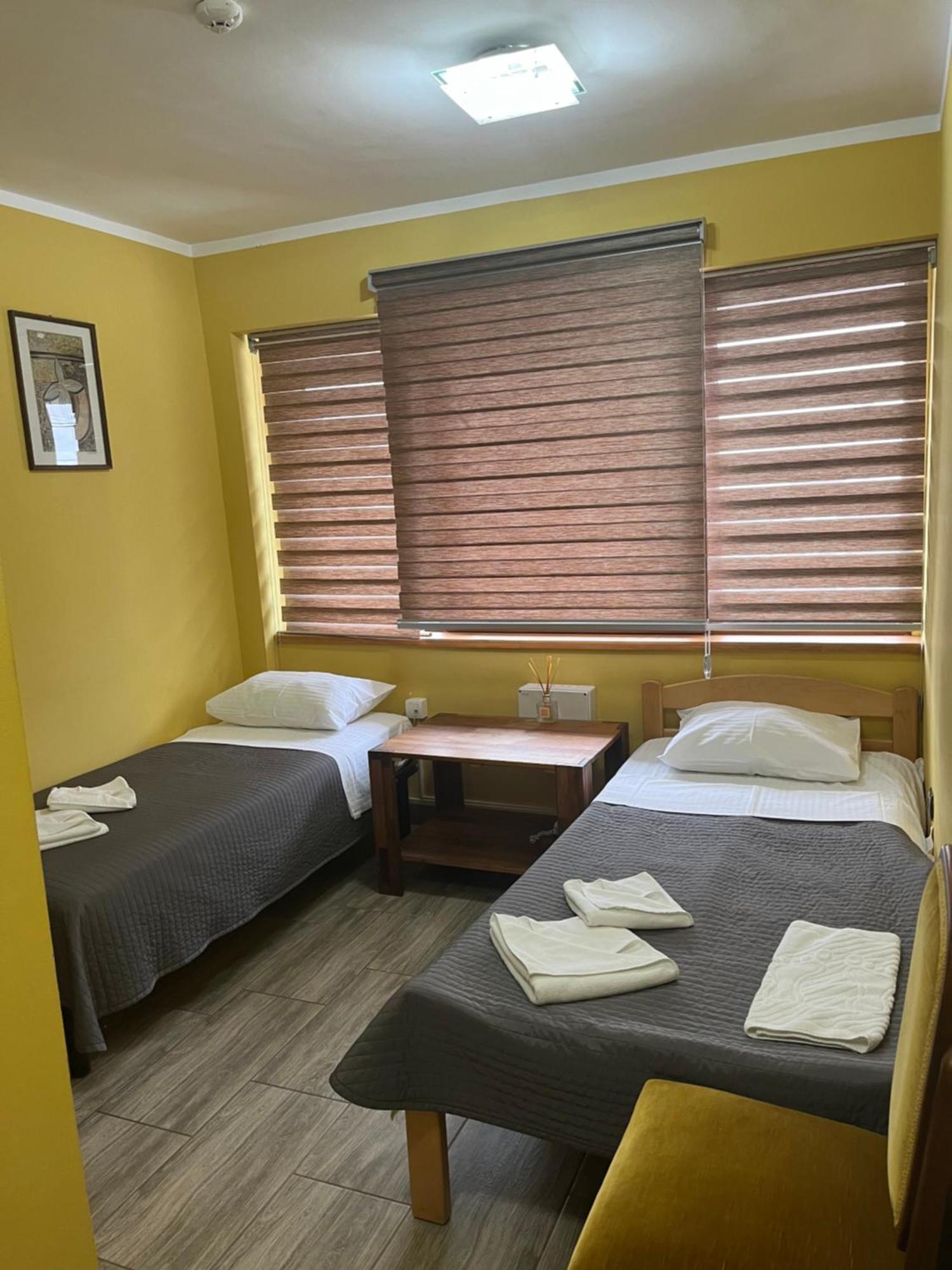 Hotel "Vir" Velika Plana Extérieur photo